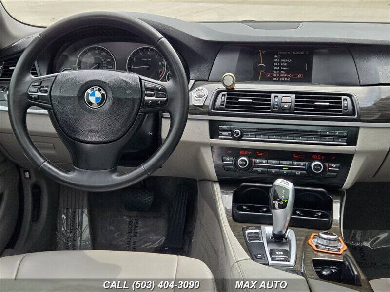 2013 BMW 5 Series 528i