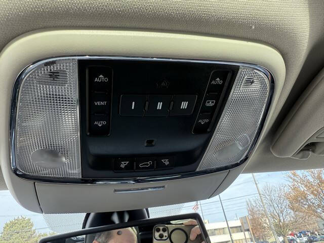 2011 Jeep Grand Cherokee Overland