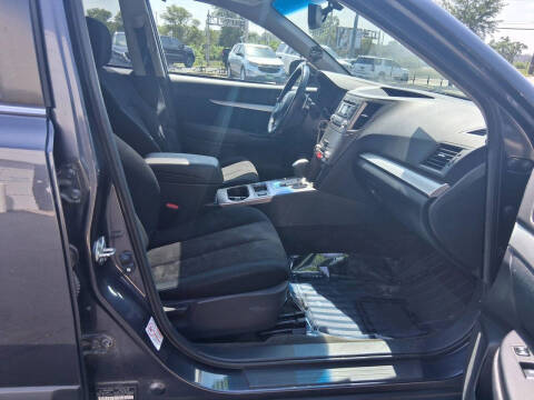 2013 Subaru Outback 2.5i Premium