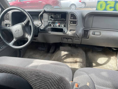 1999 Chevrolet Tahoe LS