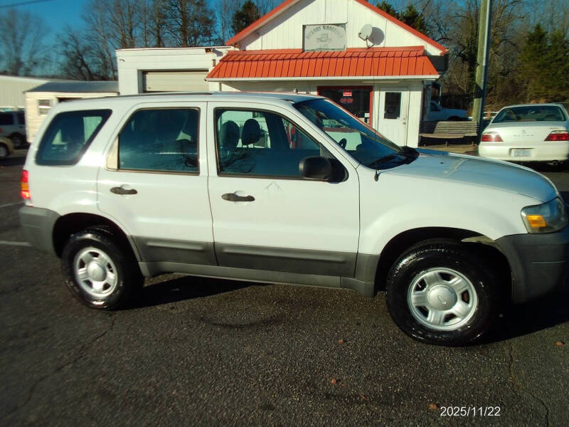 2005 Ford Escape XLS
