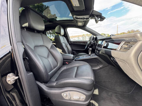 2020 Porsche Macan S