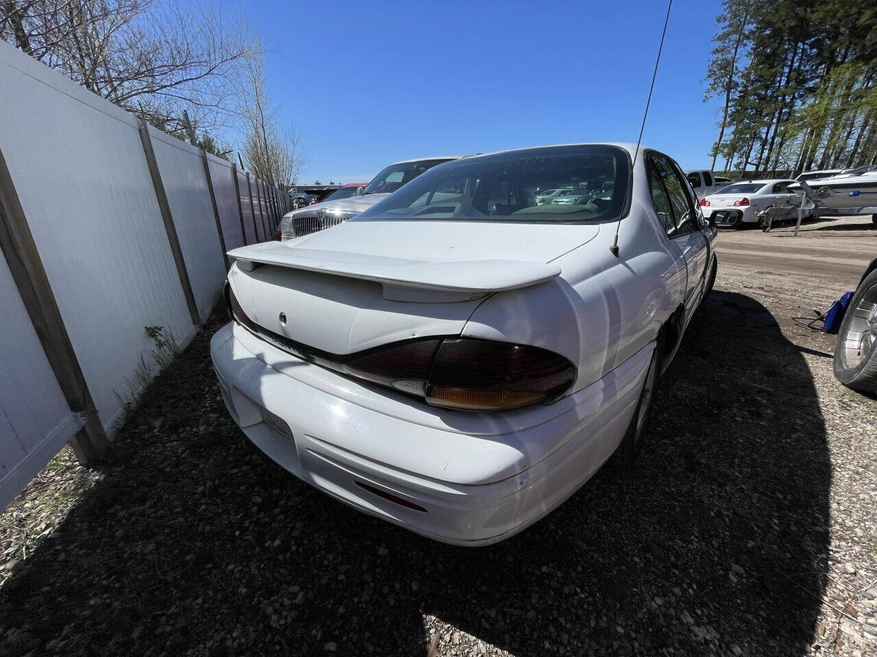 1998 Pontiac Bonneville for sale at Twin Cities Auctions in Elk River, MN