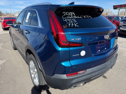 2019 Cadillac XT4 Luxury