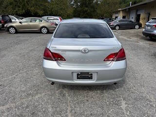 2010 Toyota Avalon XL