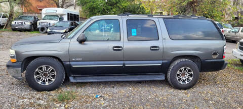 2000 Chevrolet Suburban for sale at C.J. AUTO SALES llc. in San Antonio TX