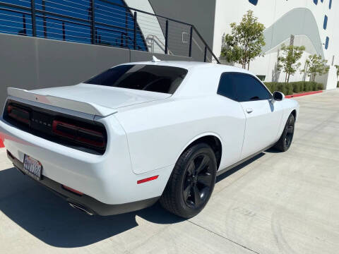 2020 Dodge Challenger SXT