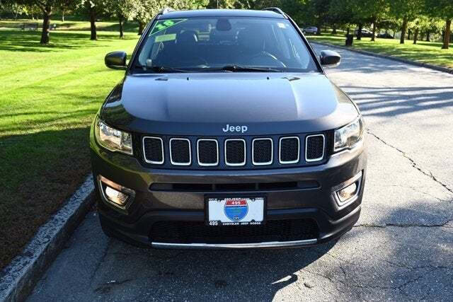 2018 Jeep Compass Limited photo 8