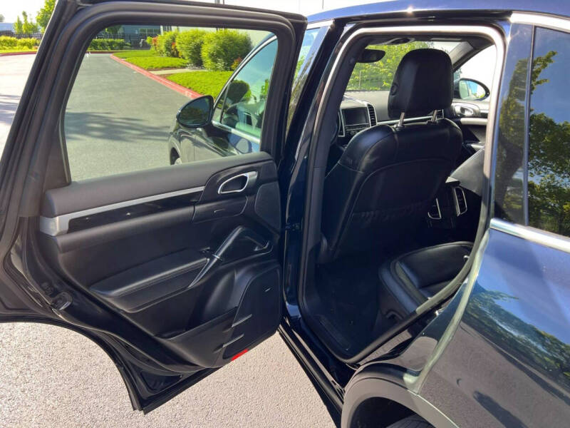 2015 Porsche Cayenne S