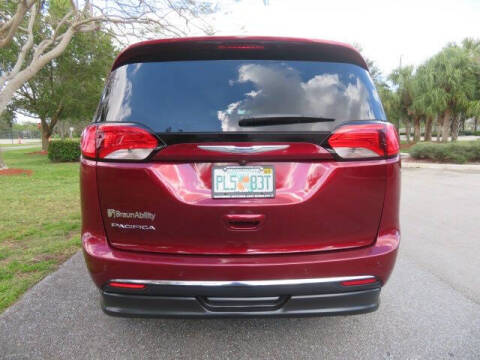 2020 Chrysler Pacifica Touring L Plus