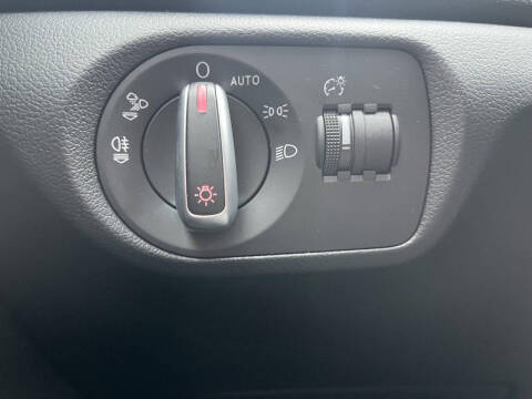 2016 Audi Q3 2.0T quattro Premium Plus