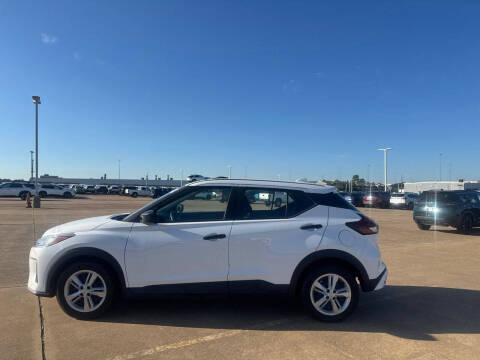 2023 Nissan Kicks S