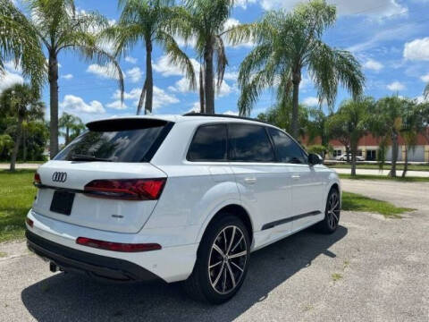 2023 Audi Q7 Premium Plus