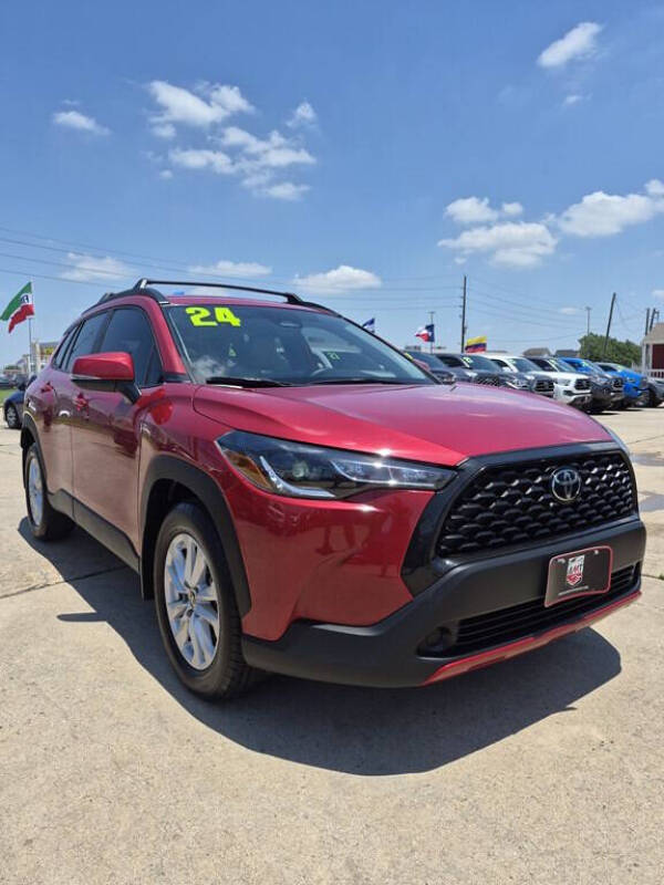 2024 Toyota Corolla Cross LE