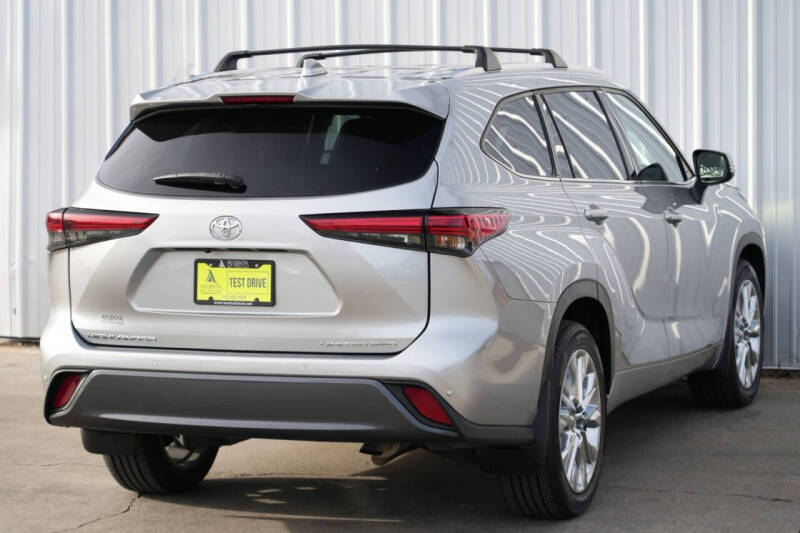 2023 Toyota Highlander Limited