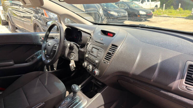 2016 Kia Forte LX