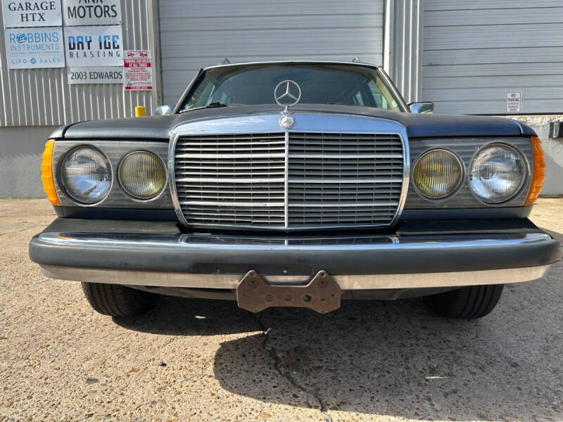 1984 Mercedes-Benz 300-Class 300 TD