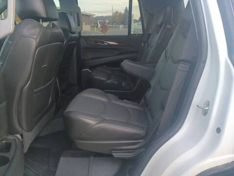 2020 Cadillac Escalade Luxury