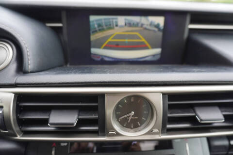 2016 Lexus IS 200t