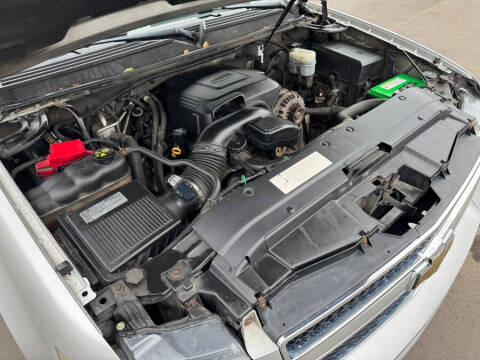 2011 Chevrolet Suburban LT