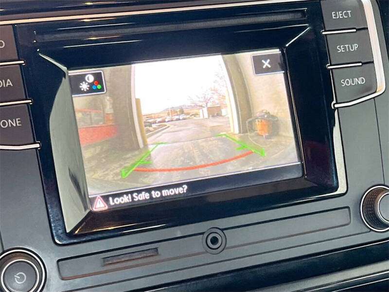 2018 Volkswagen Beetle 2.0T S