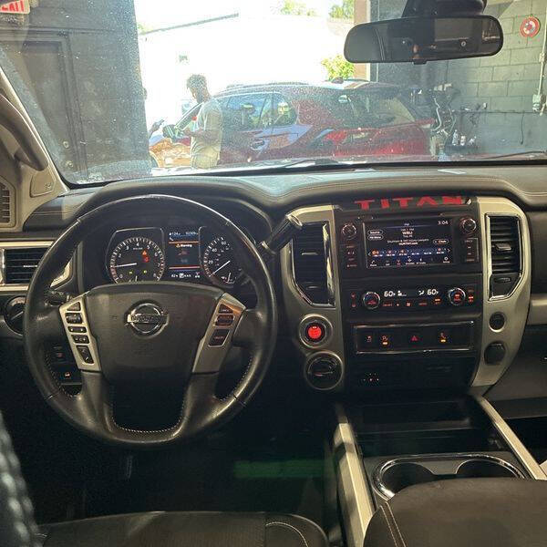 2019 Nissan Titan PRO-4X