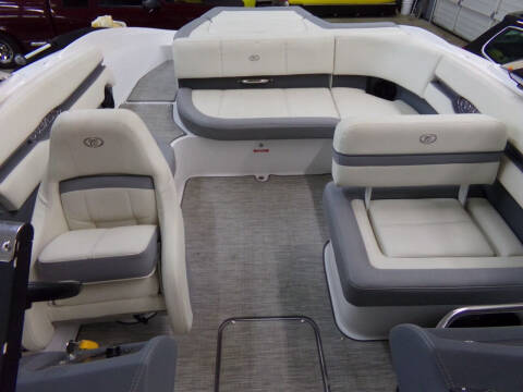 2021 Cobalt Boats CS22