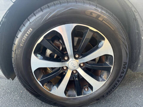 2016 Kia Sorento EX V6