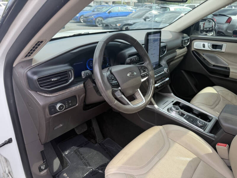 2020 Ford Explorer Platinum