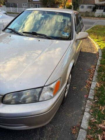 2000 Toyota Camry