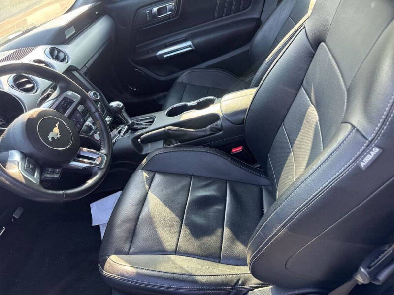 2017 Ford Mustang EcoBoost Premium