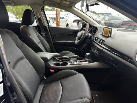 2015 Mazda MAZDA3 i Sport