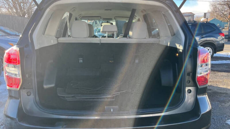 2016 Subaru Forester 2.5i