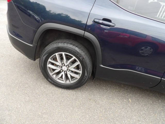 2017 GMC Acadia SLE-2