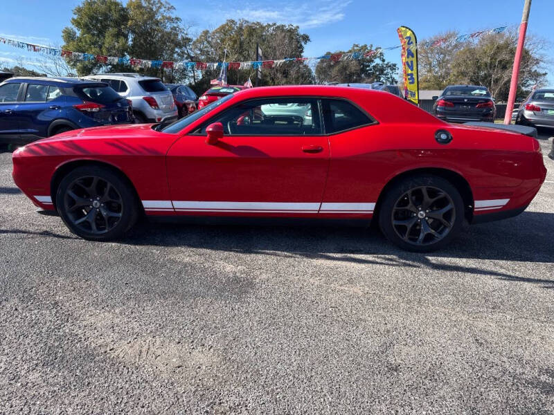 2017 Dodge Challenger SXT