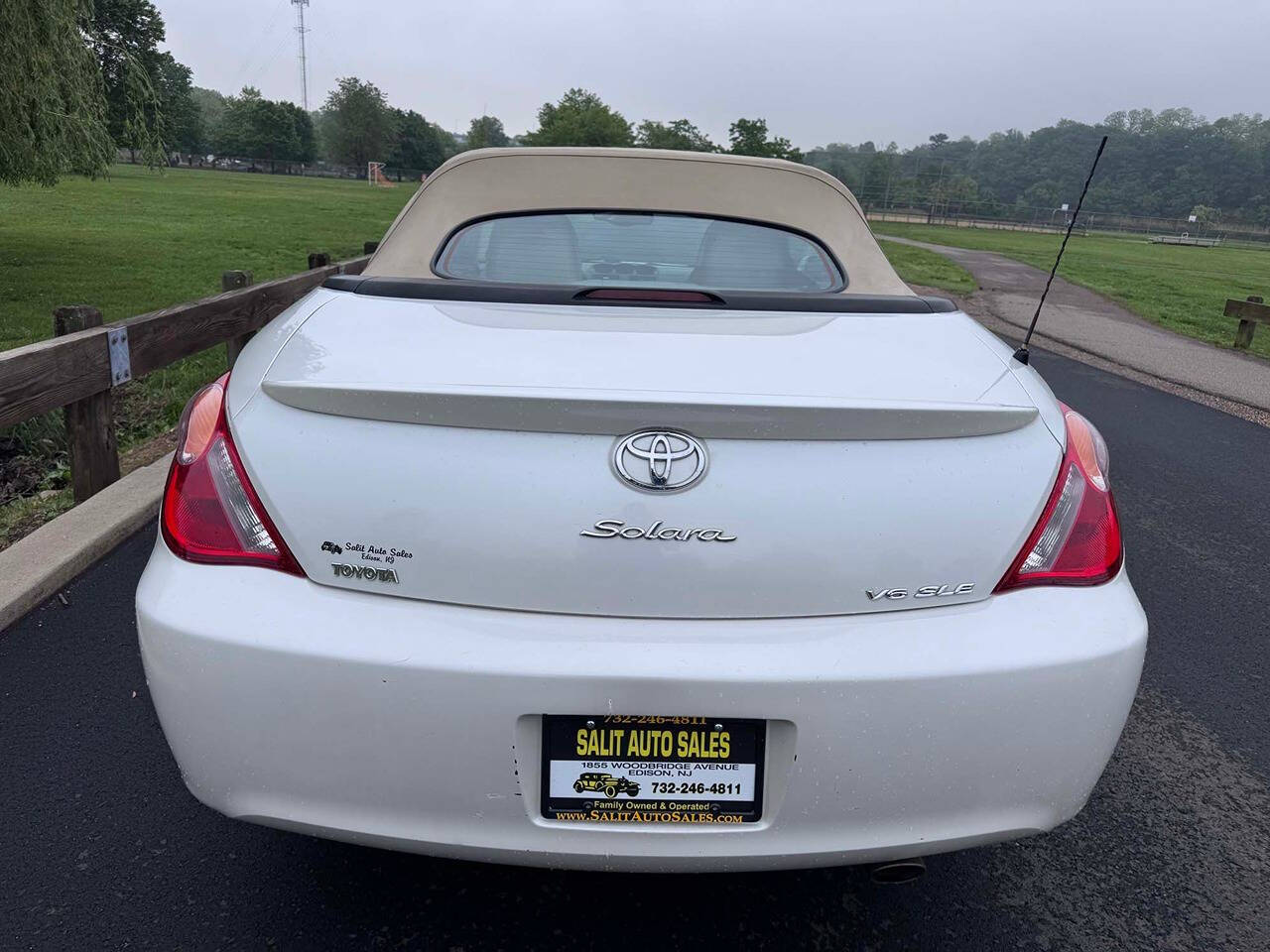 2006 Toyota Camry Solara 33