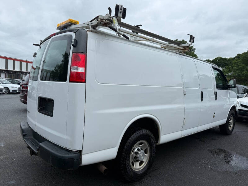 2020 Chevrolet Express 3500