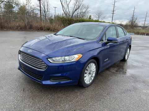 2016 Ford Fusion Hybrid for sale at Mr. Auto in Hamilton OH