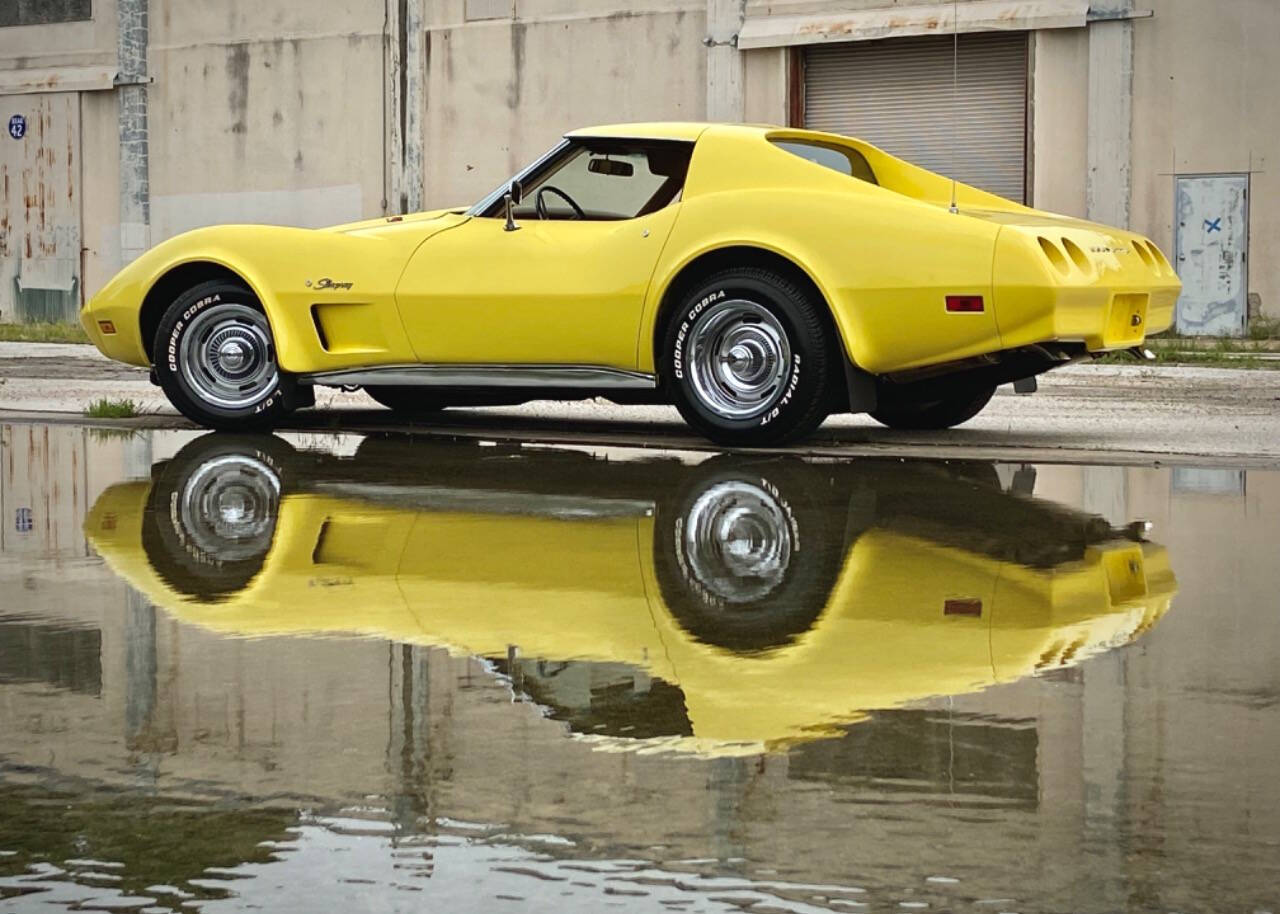 1974 Chevrolet Corvette 35