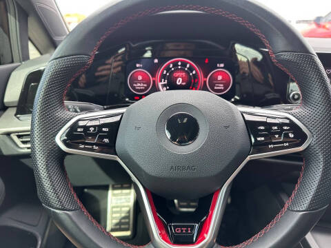 2022 Volkswagen Golf GTI S