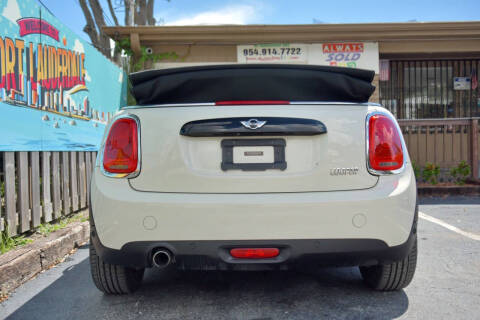 2018 MINI Convertible Cooper