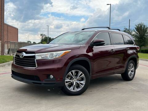 2015 Toyota Highlander for sale at AUTO DIRECT in Houston TX
