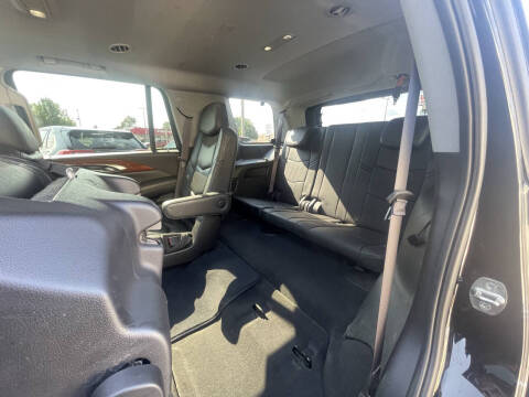 2015 Cadillac Escalade Luxury