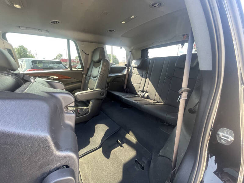 2015 Cadillac Escalade Luxury