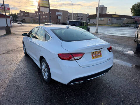 2015 Chrysler 200 C