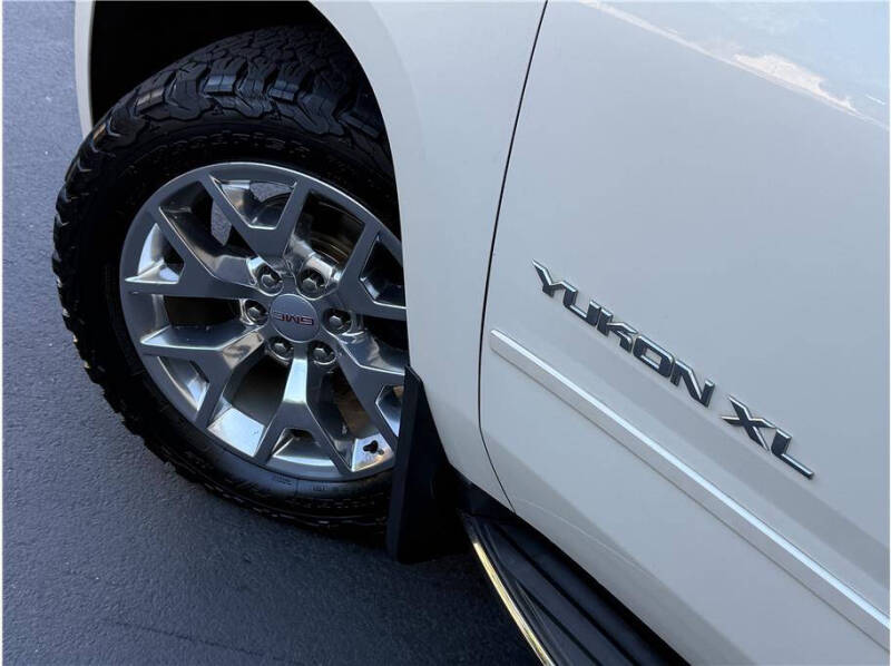 2015 GMC Yukon XL SLT