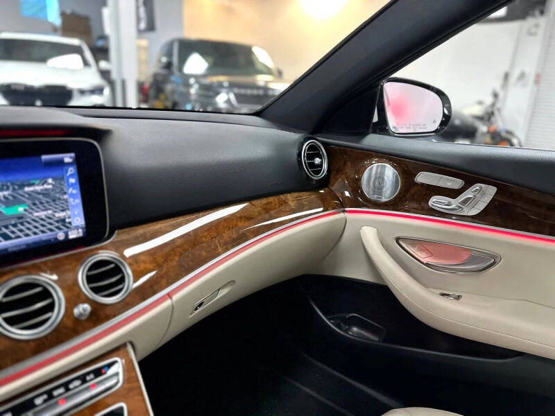 2019 Mercedes-Benz E-Class E 300 4MATIC