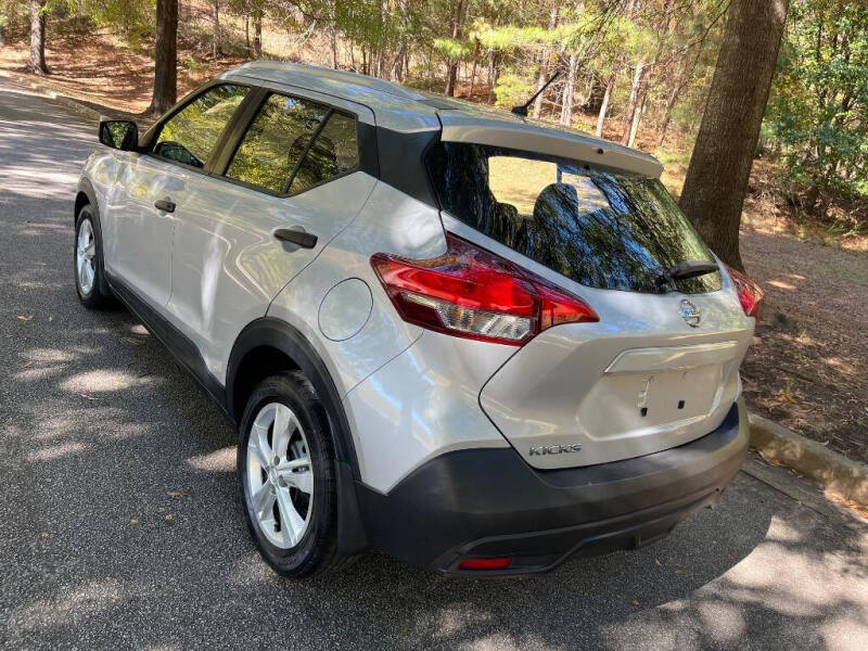2019 Nissan Kicks S