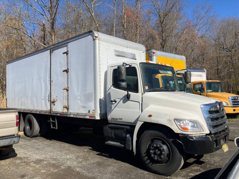 2015 Hino 268A