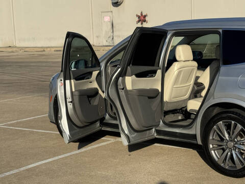 2020 Cadillac XT6 Premium Luxury